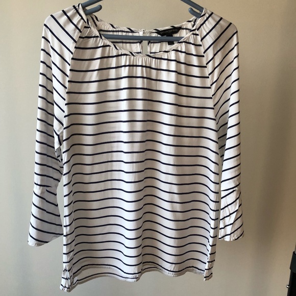 BANANA REPUBLIC STRIPED TOP WITH 3/4 BELL SLEEVES - Picture 1 of 4